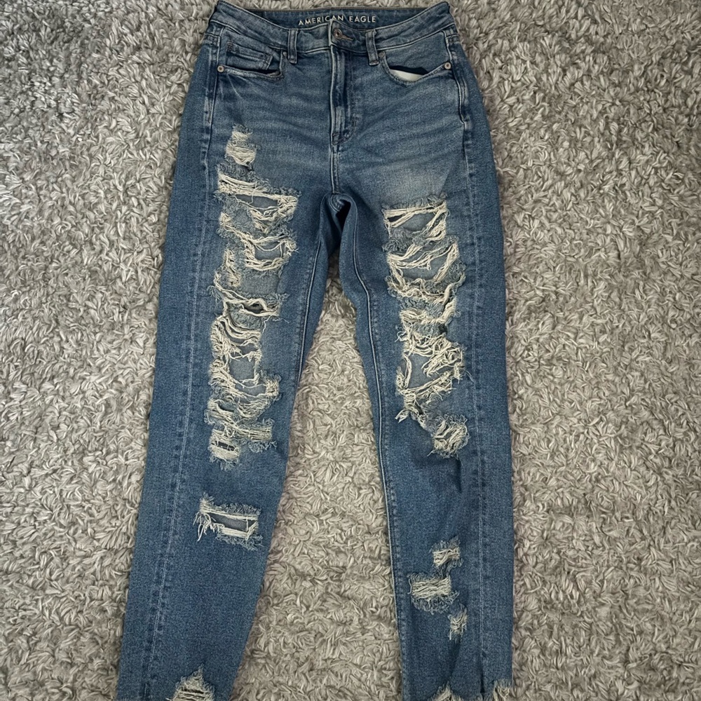 American Eagle Outfitters Distressed Boyfriend Jeans in Blue